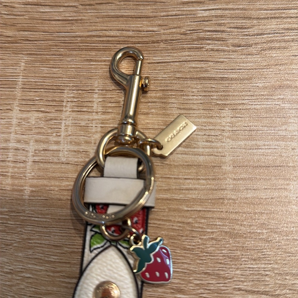 Coach White Wallet with Strawberry Print - Picture 8 of 10